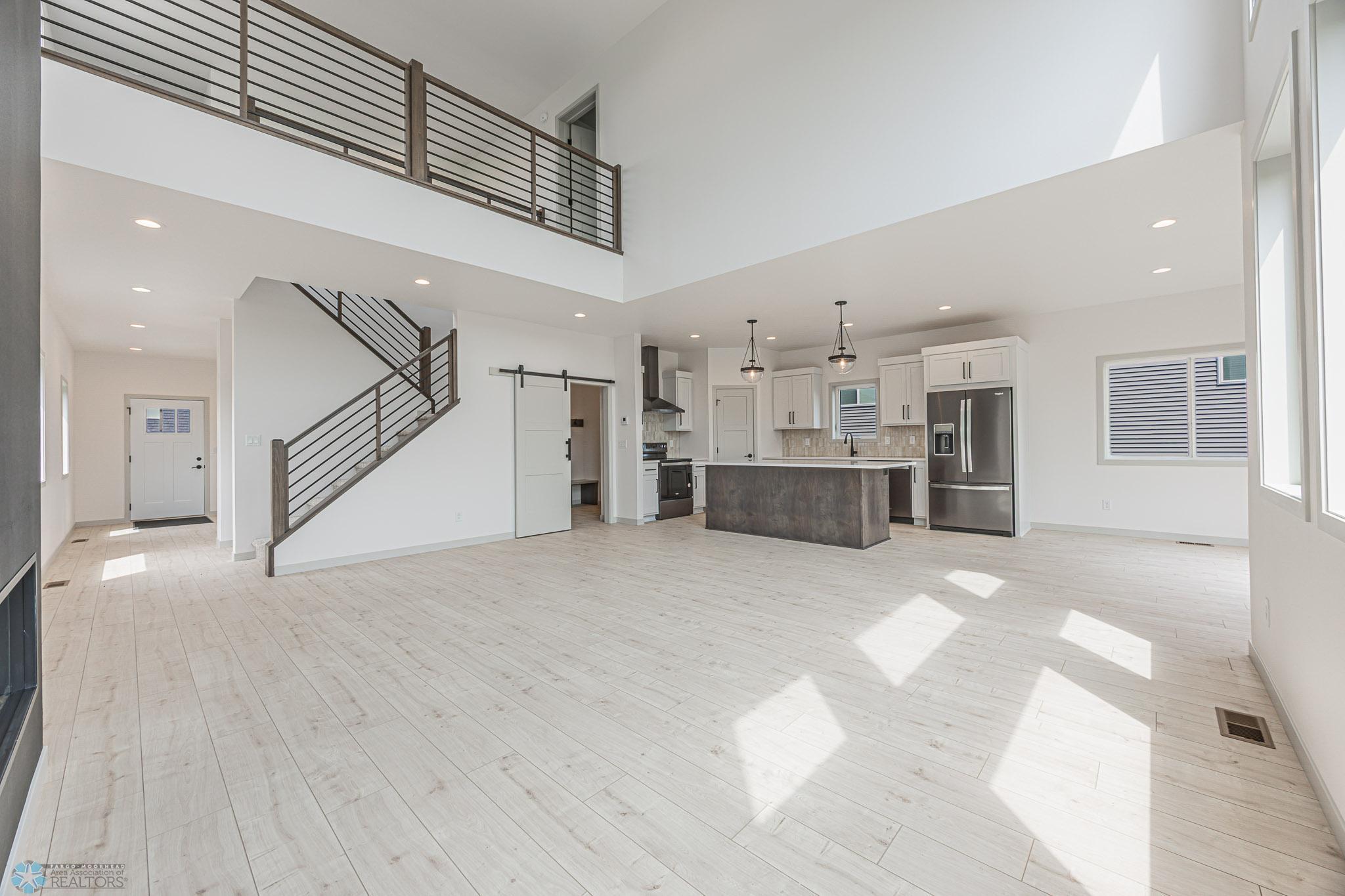 1264 Marlys Drive W