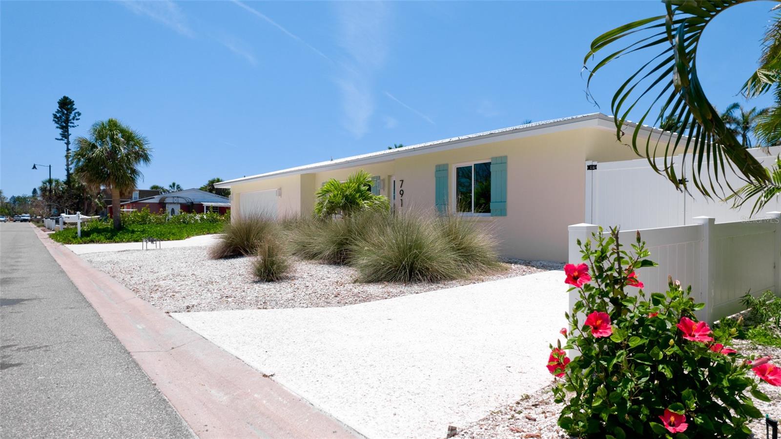 791 SAINT JUDES DR N