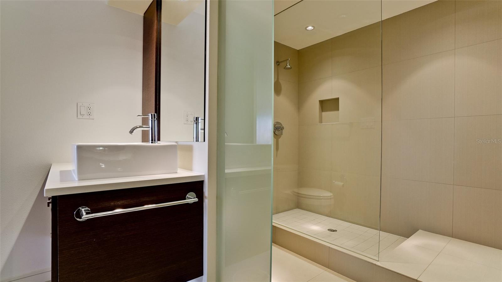 1945 GULF OF MEXICO DR #M2-313