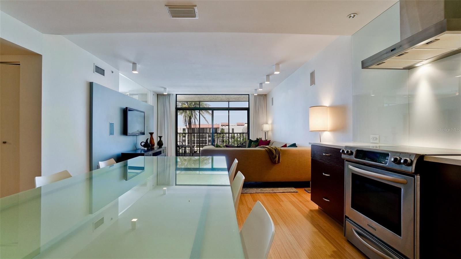 1945 GULF OF MEXICO DR #M2-313