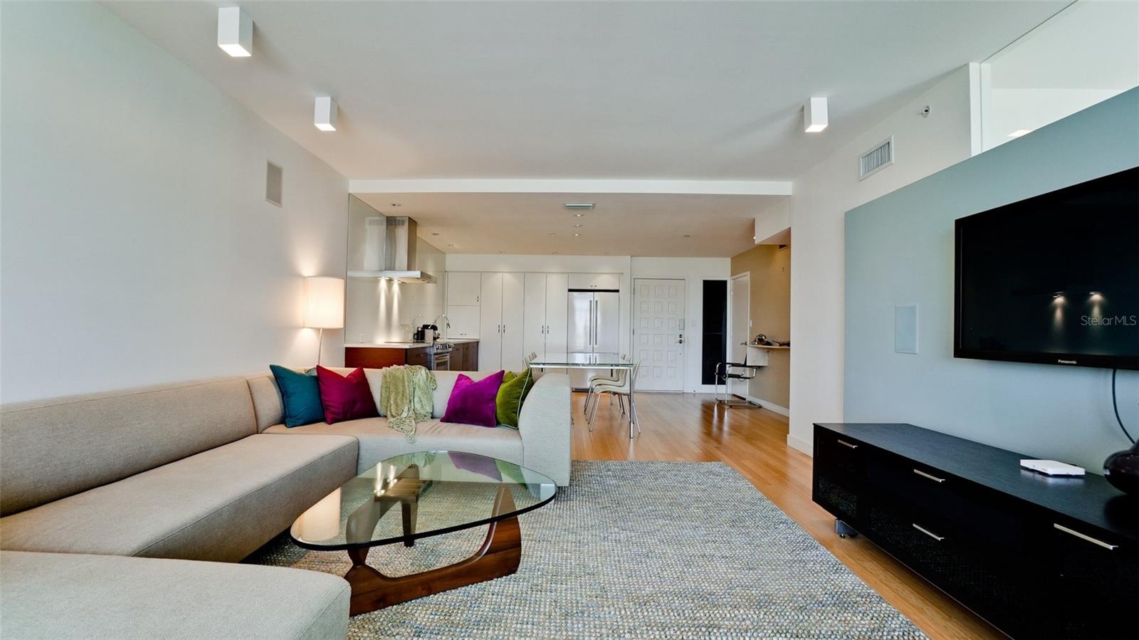 1945 GULF OF MEXICO DR #M2-313