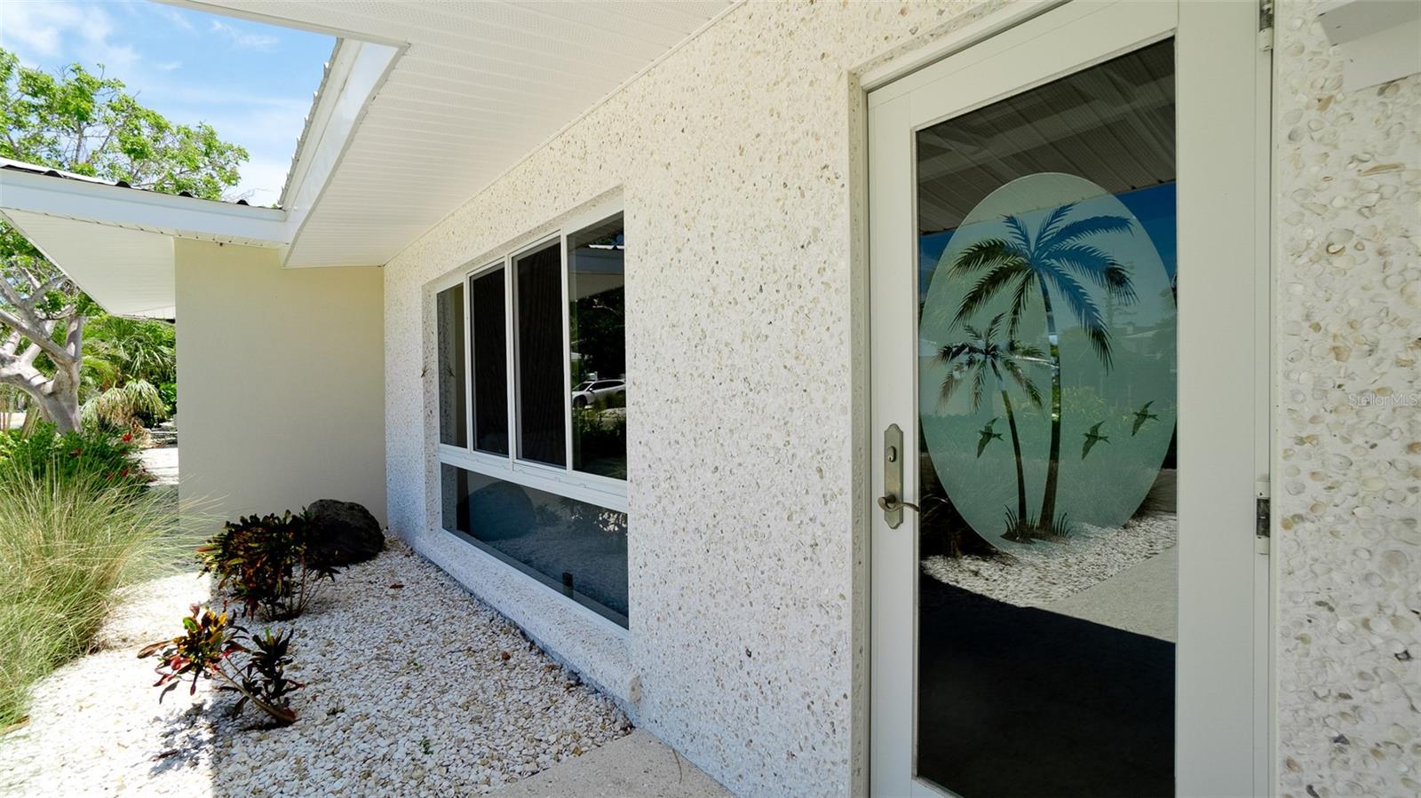 784 SAINT JUDES DR N