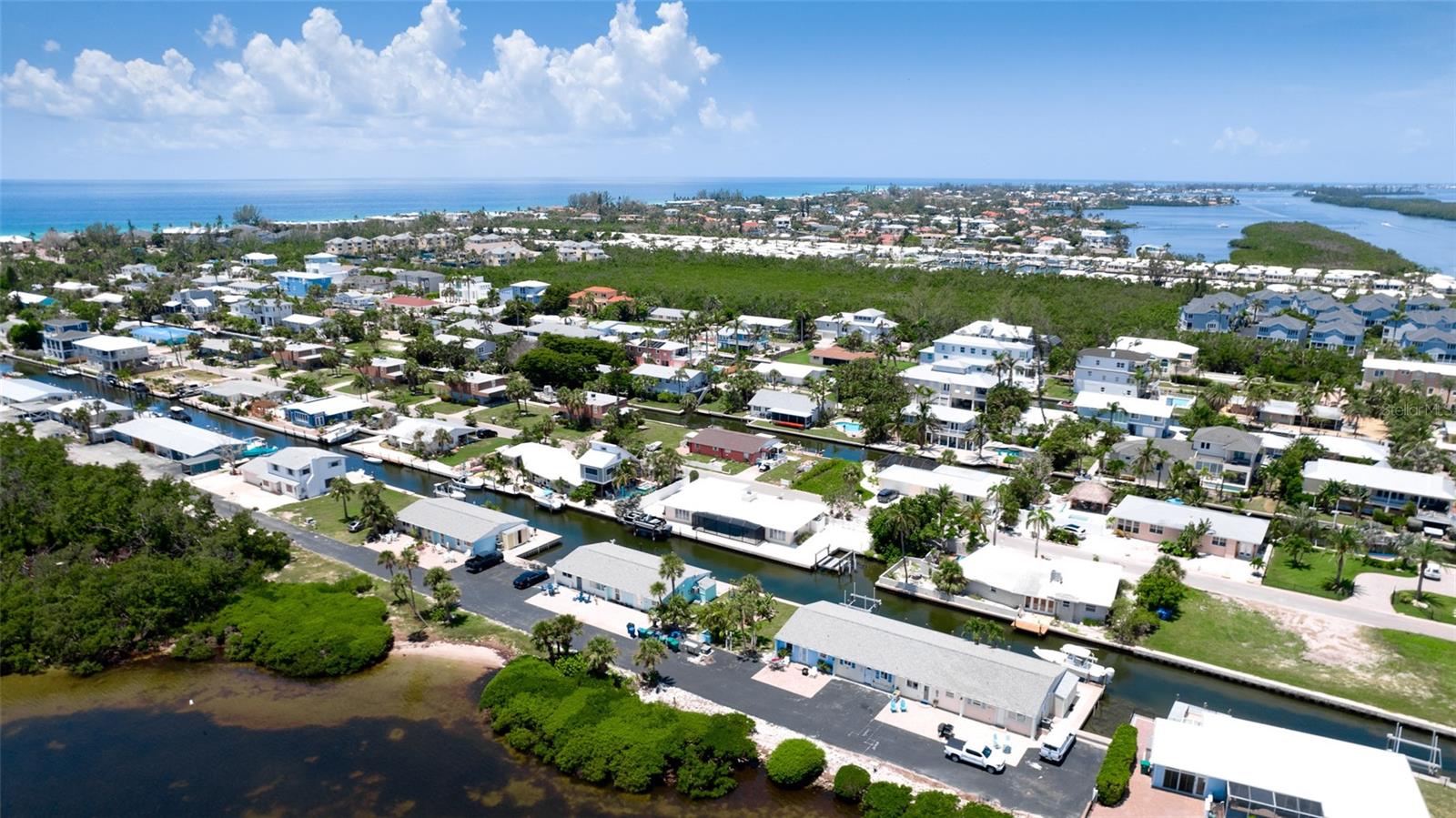 784 SAINT JUDES DR N