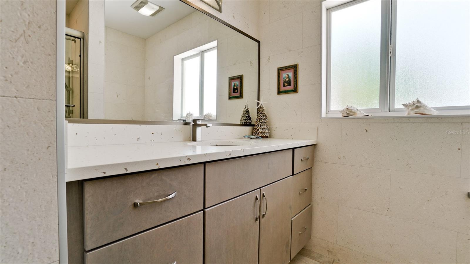 784 SAINT JUDES DR N