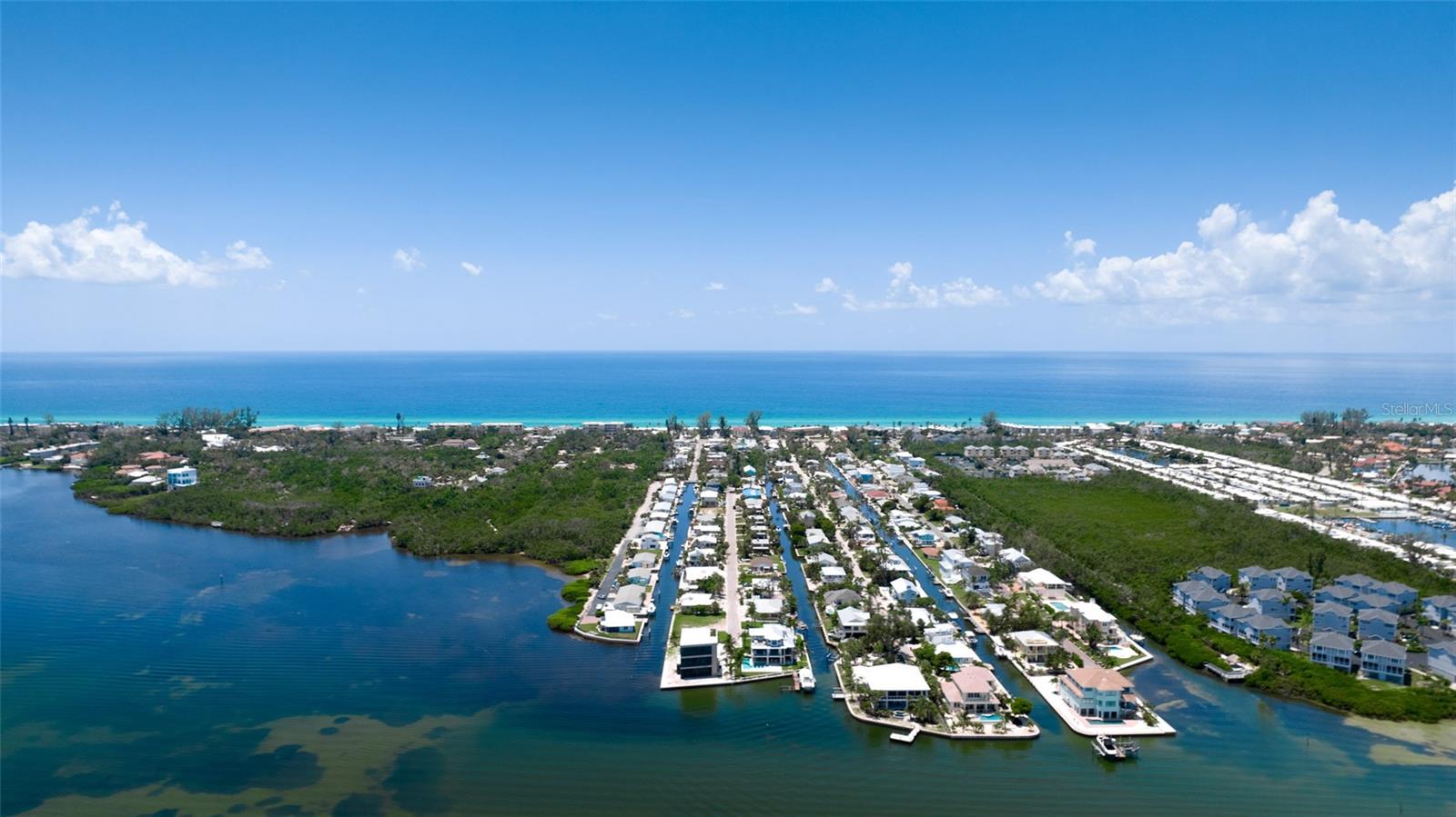 784 SAINT JUDES DR N