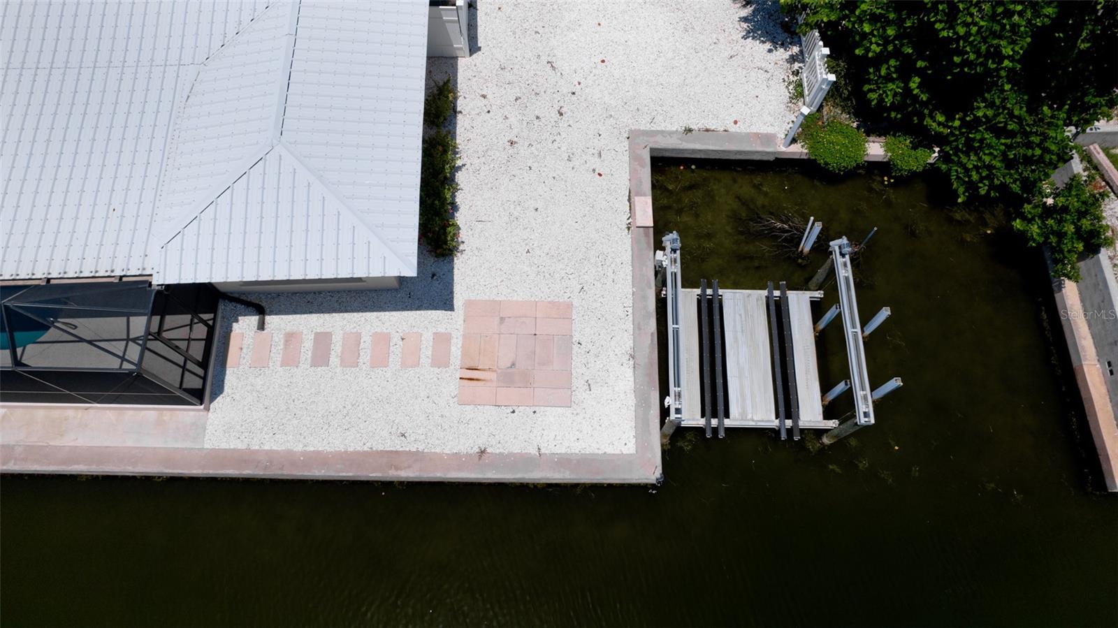 784 SAINT JUDES DR N