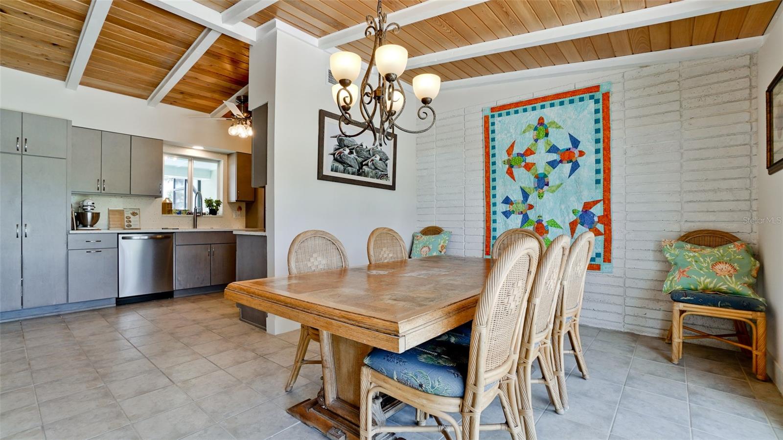 784 SAINT JUDES DR N