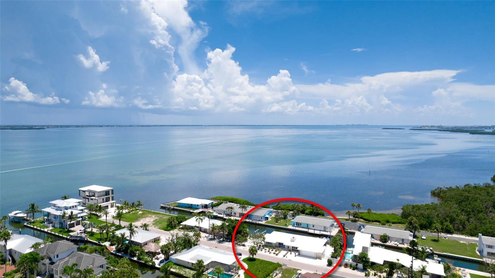 784 SAINT JUDES DR N