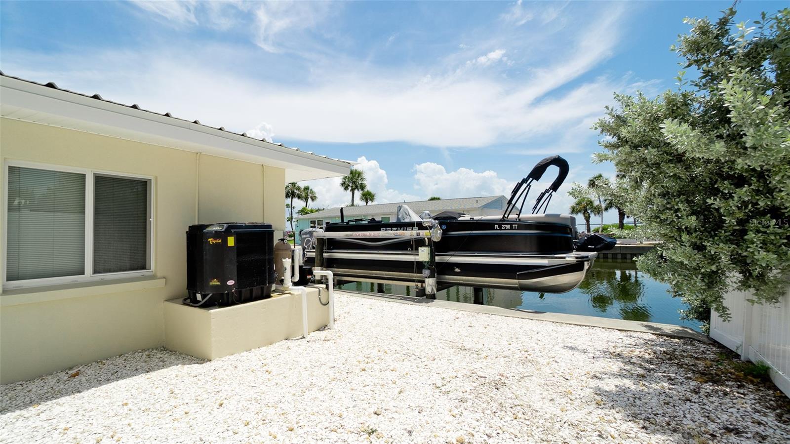 784 SAINT JUDES DR N