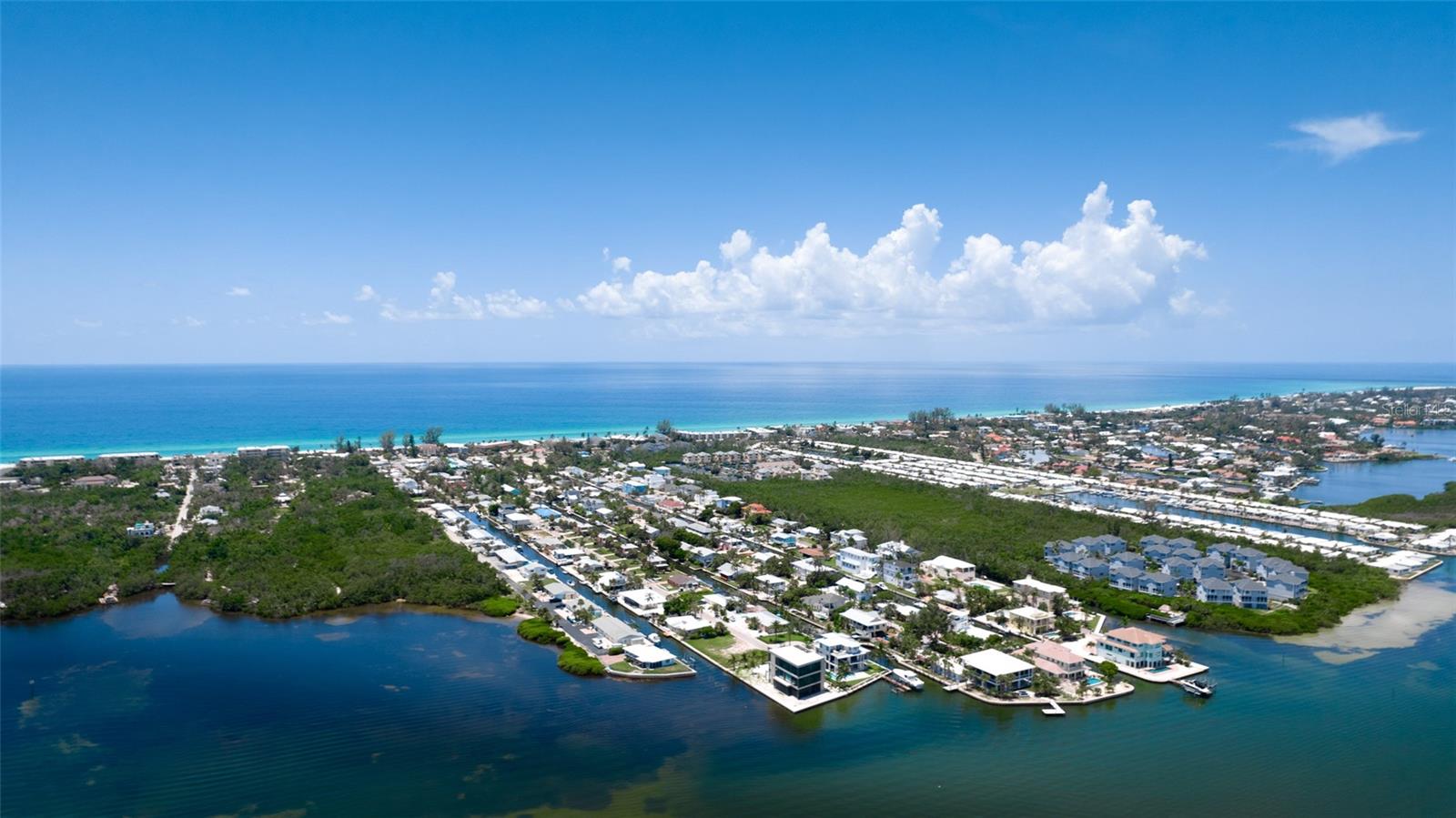 784 SAINT JUDES DR N