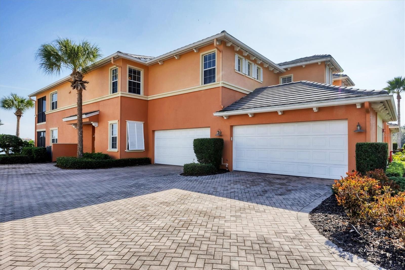 1141 RIVERSCAPE ST UNIT C #C