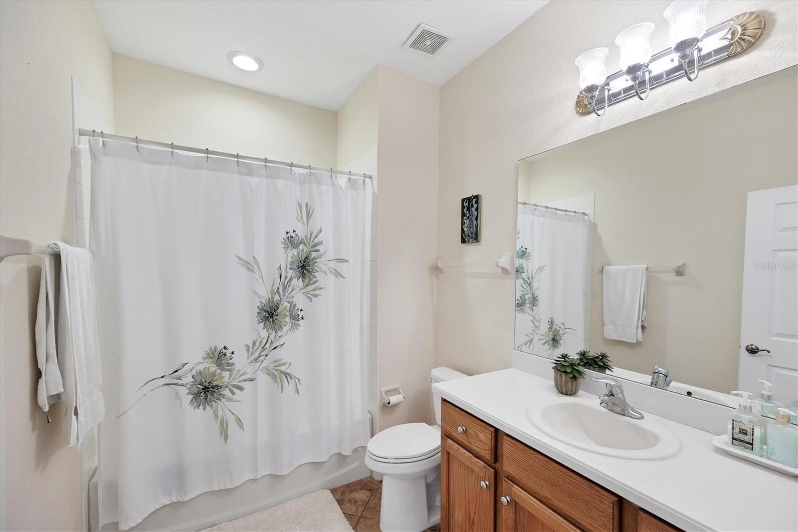 1141 RIVERSCAPE ST UNIT C #C