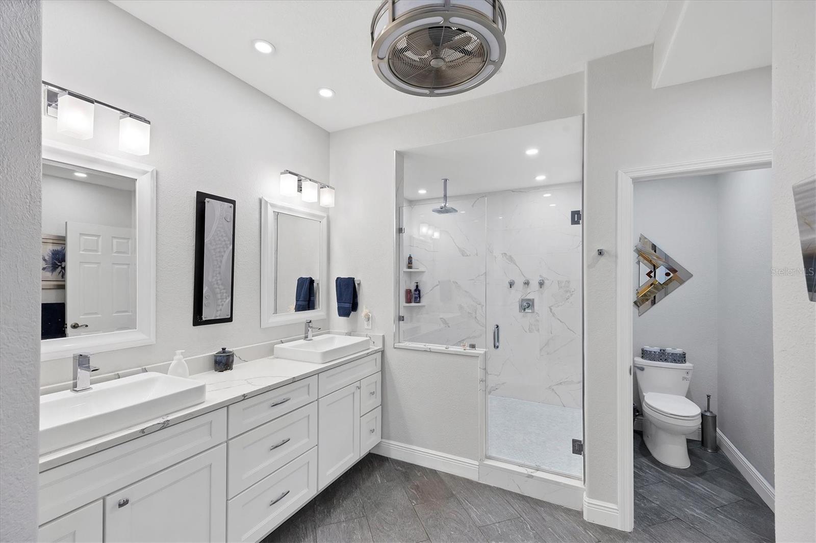 1141 RIVERSCAPE ST UNIT C #C