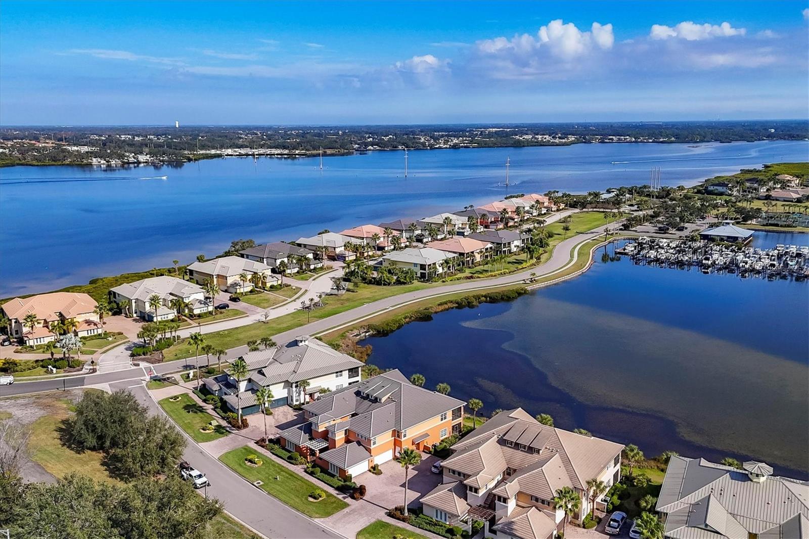 1141 RIVERSCAPE ST UNIT C #C