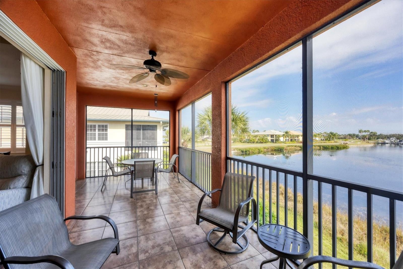 1141 RIVERSCAPE ST UNIT C #C