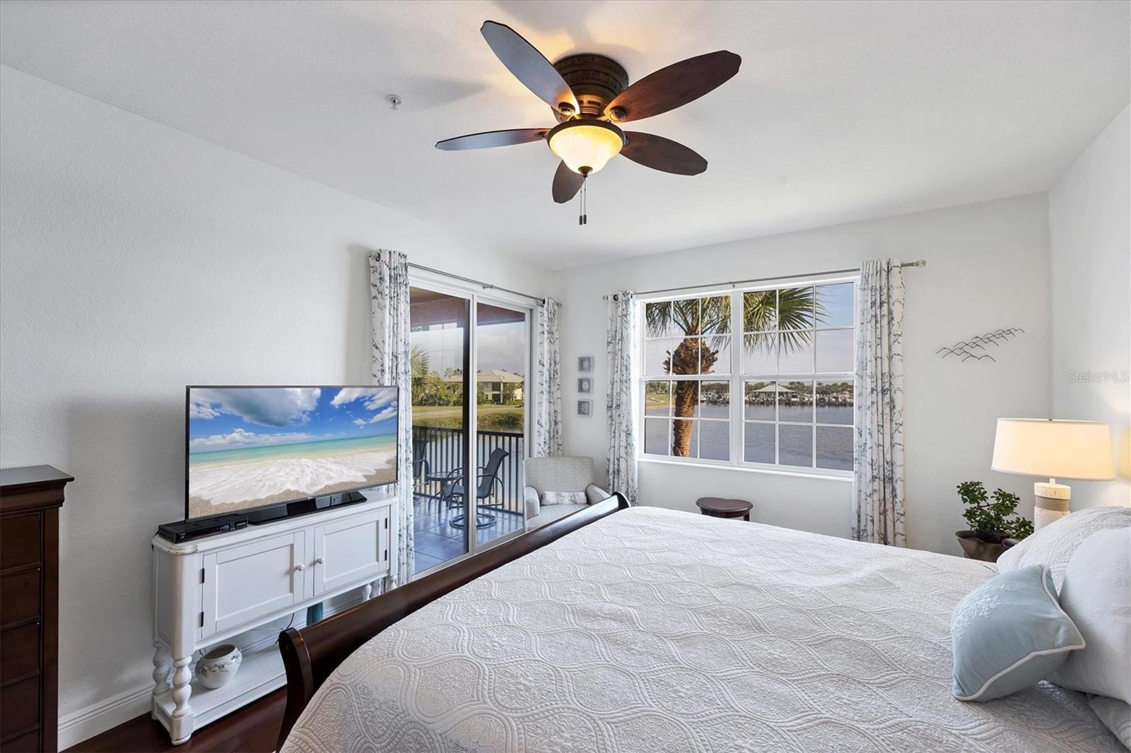 1141 RIVERSCAPE ST UNIT C #C