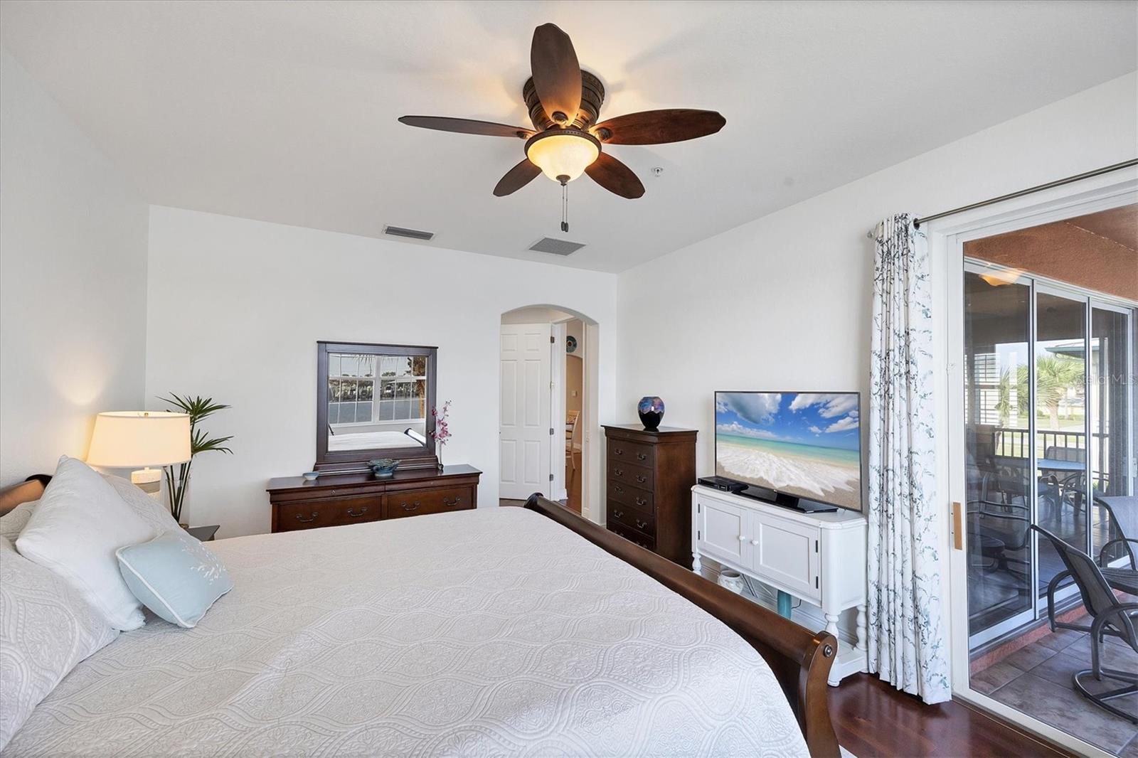 1141 RIVERSCAPE ST UNIT C #C