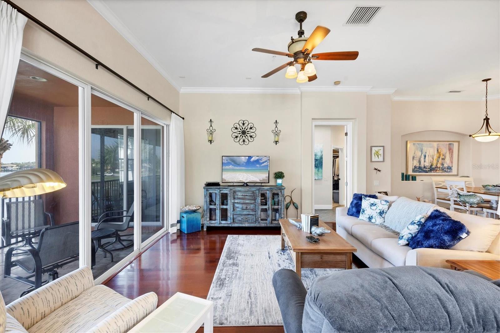 1141 RIVERSCAPE ST UNIT C #C