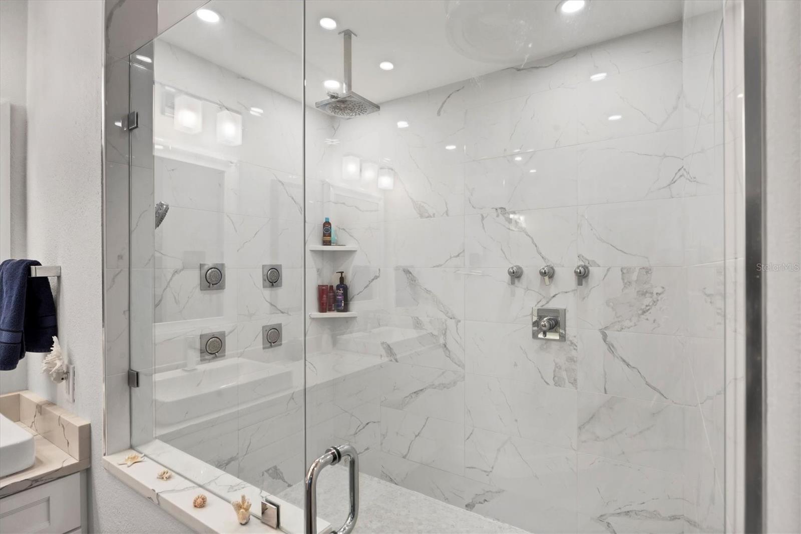 1141 RIVERSCAPE ST UNIT C #C