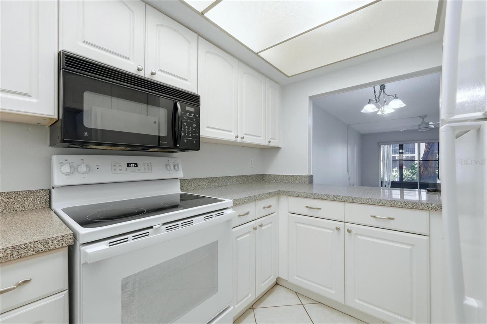 2280 STICKNEY POINT RD #410