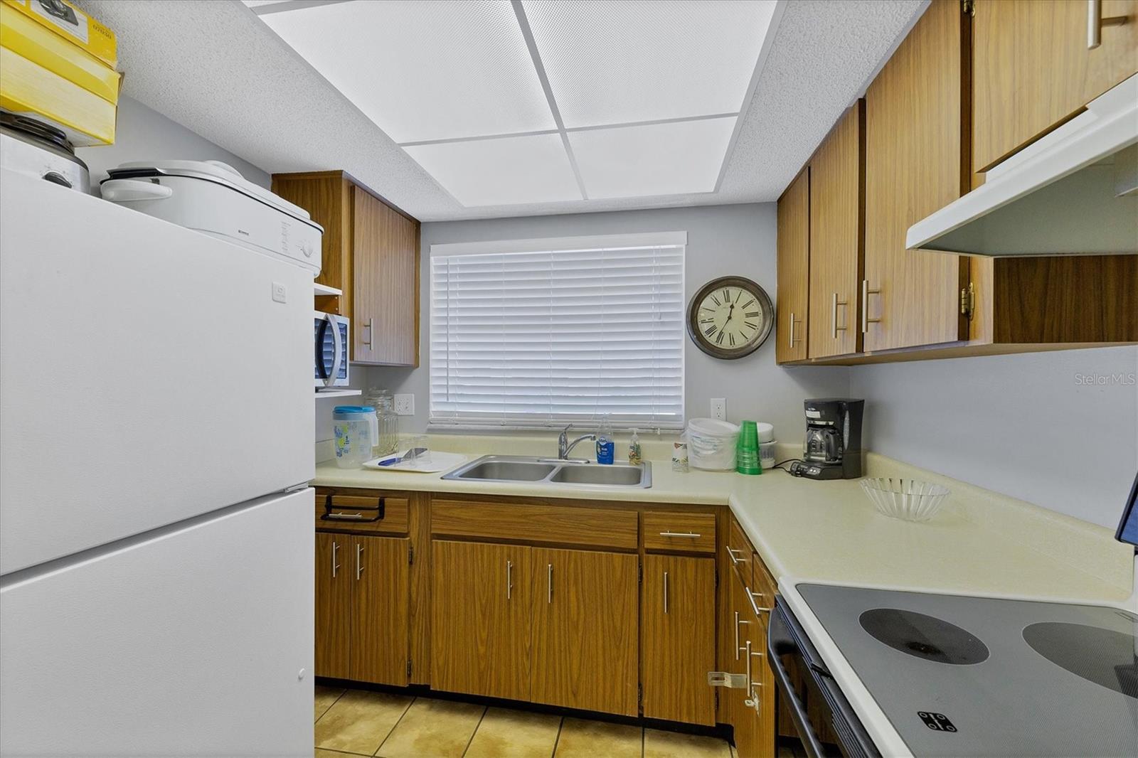 2280 STICKNEY POINT RD #410