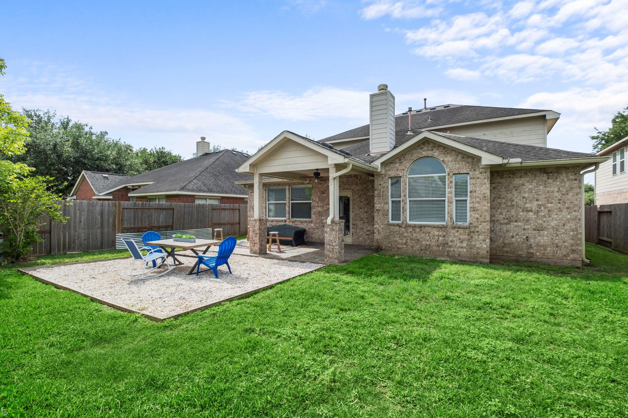 10939 Tattershall Lane