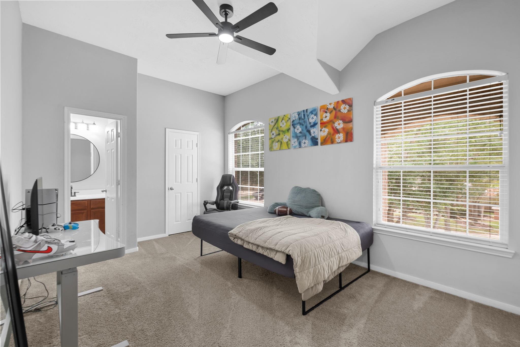 10939 Tattershall Lane