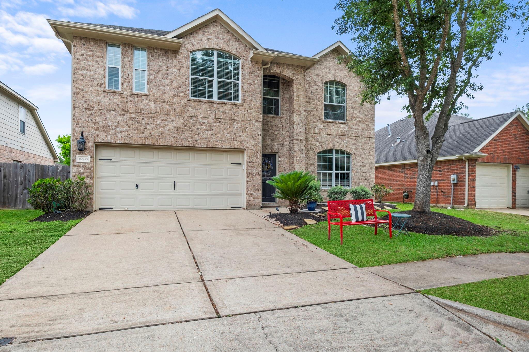 10939 Tattershall Lane