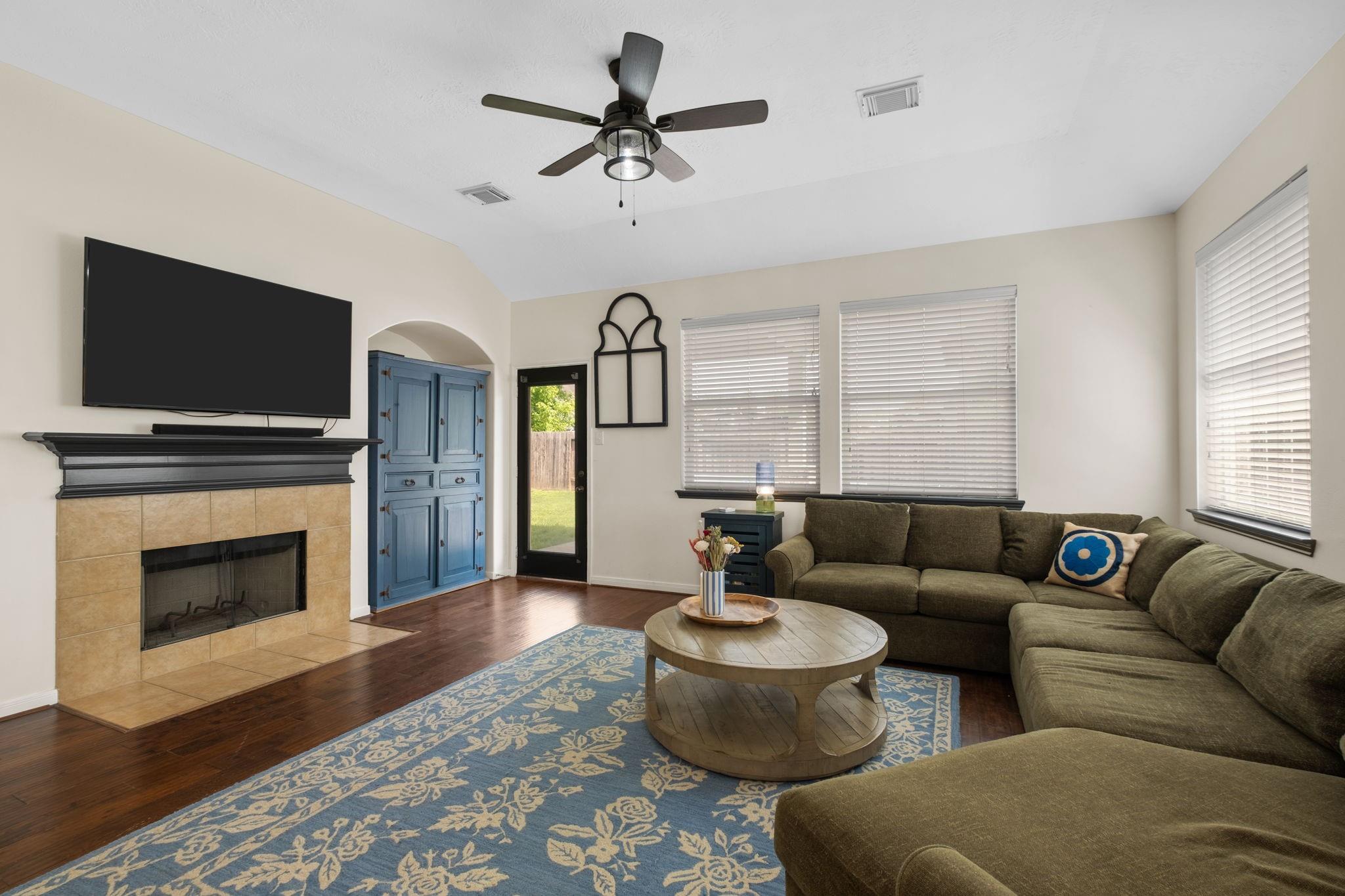 10939 Tattershall Lane