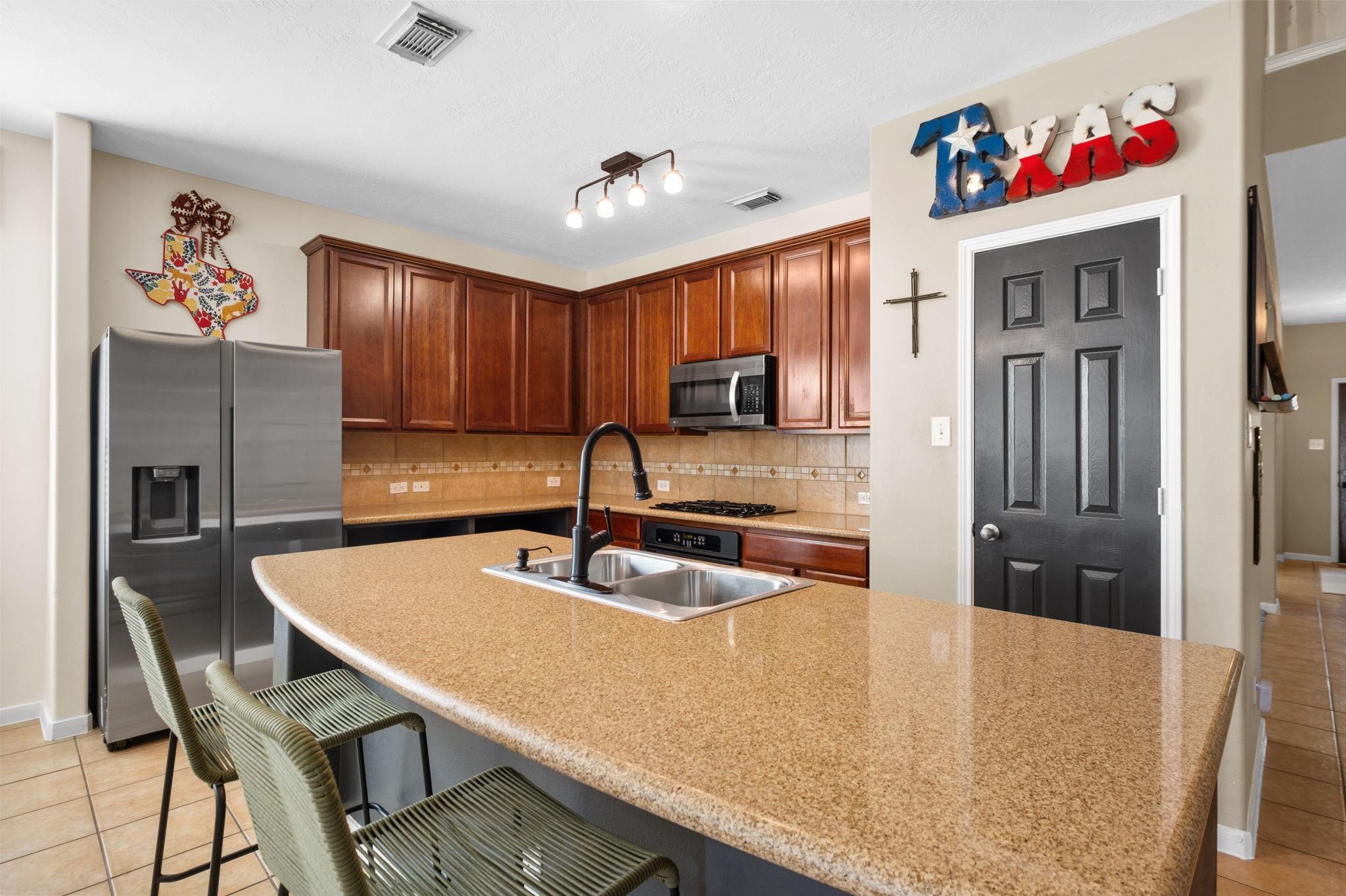 10939 Tattershall Lane
