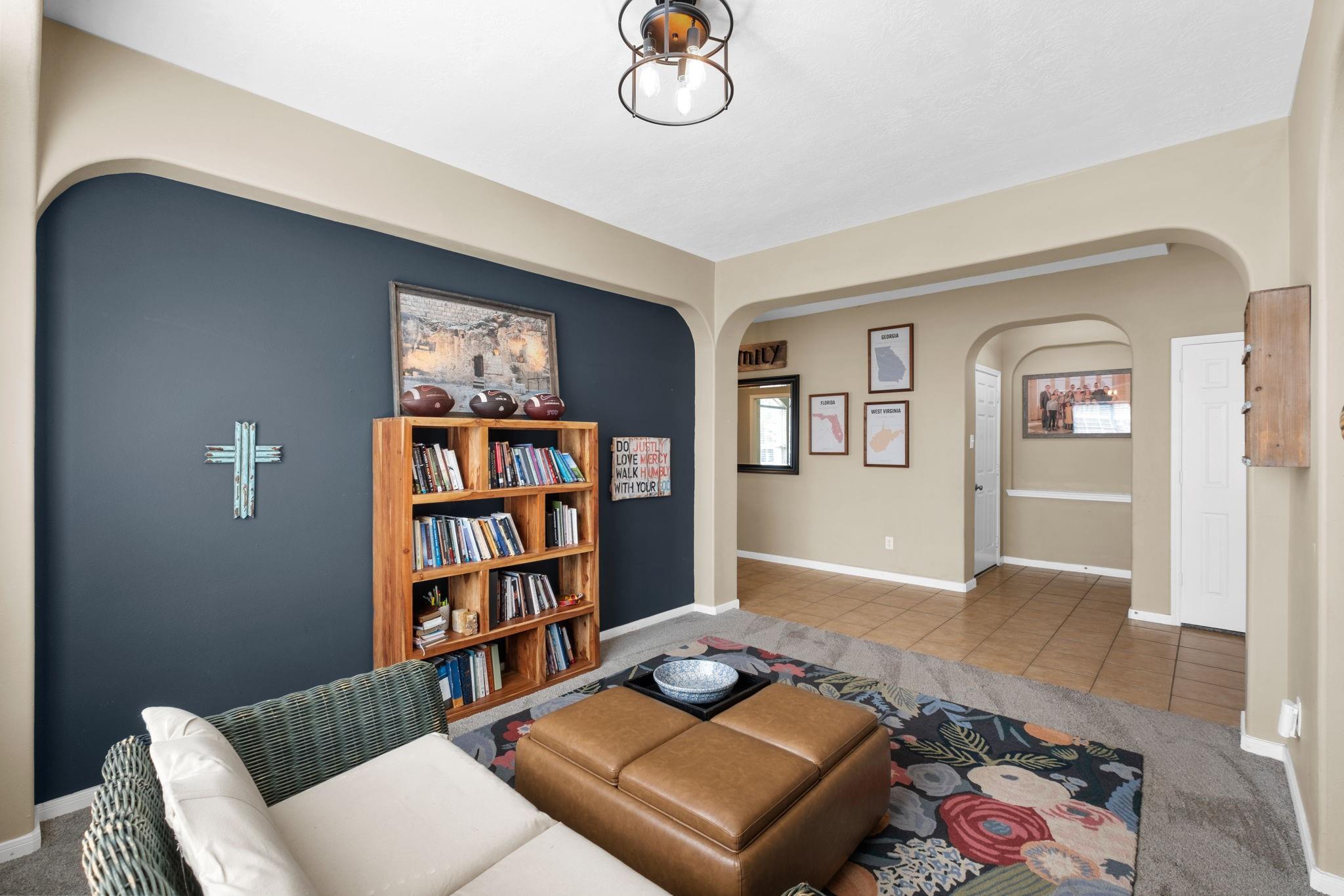 10939 Tattershall Lane