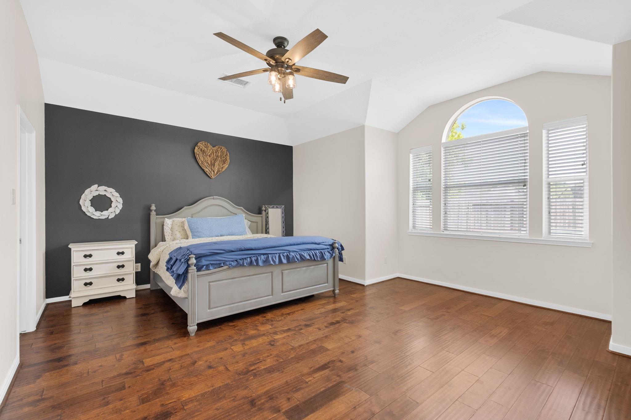 10939 Tattershall Lane
