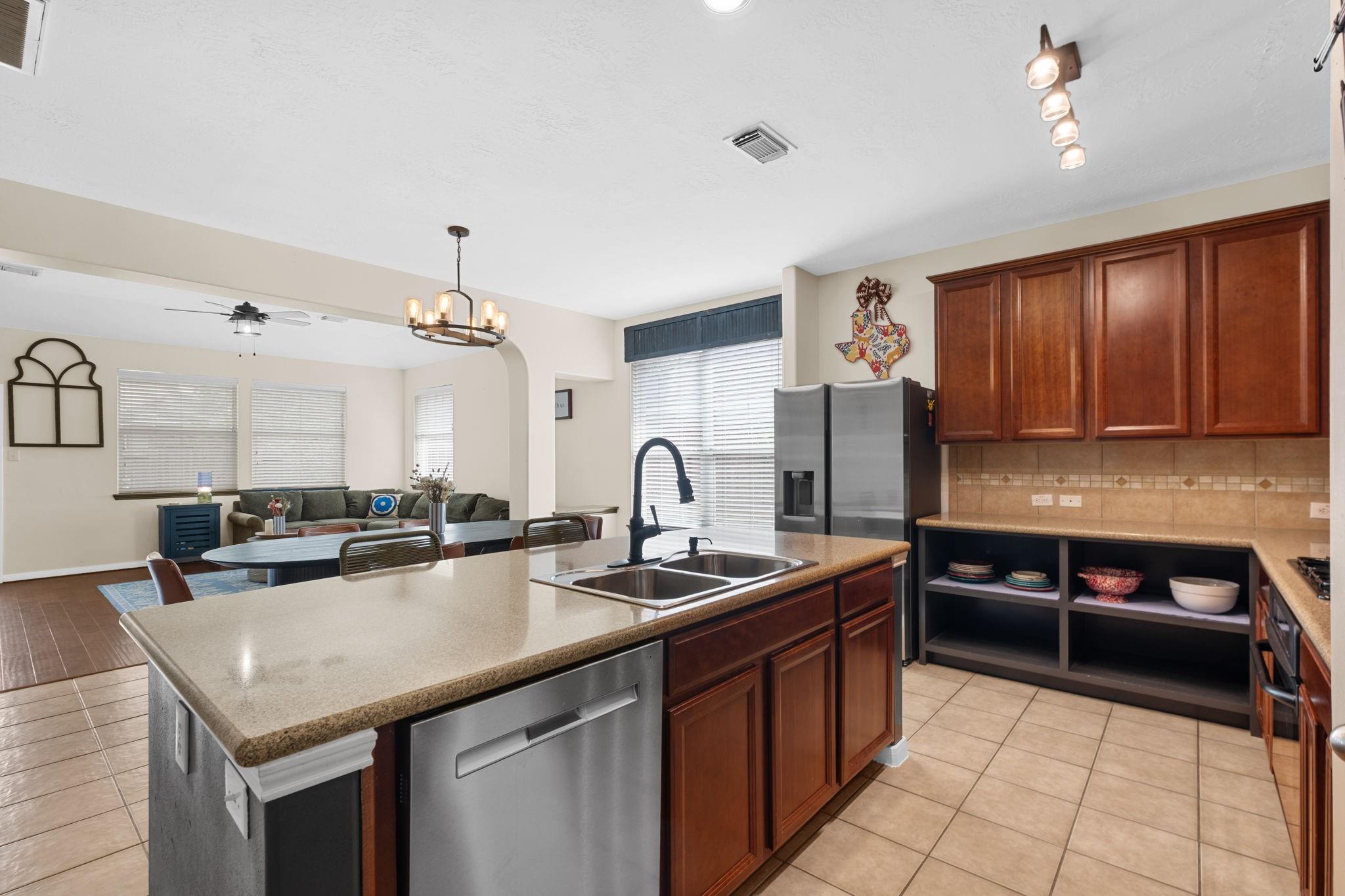 10939 Tattershall Lane