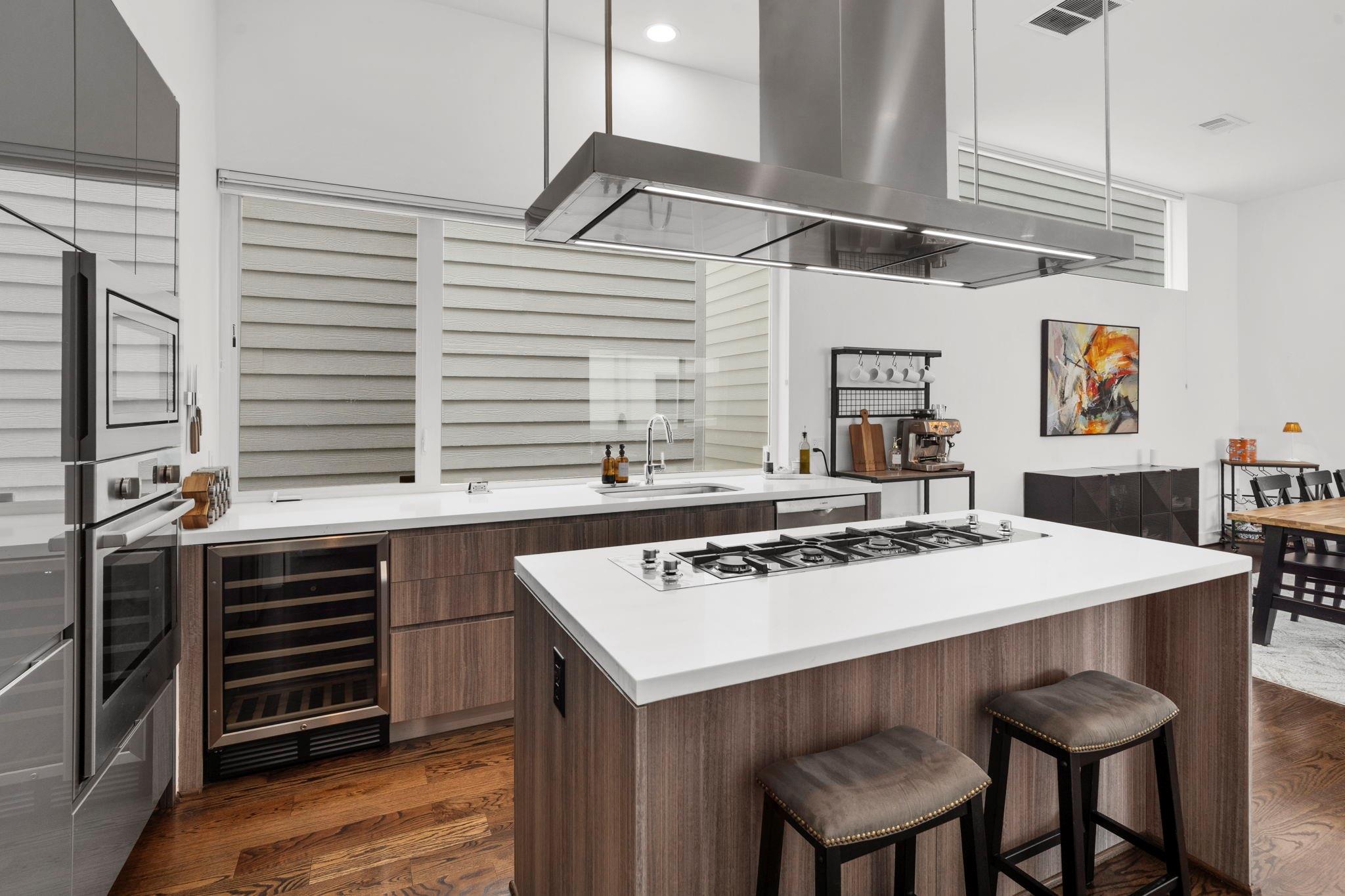 1159 W 18th Street