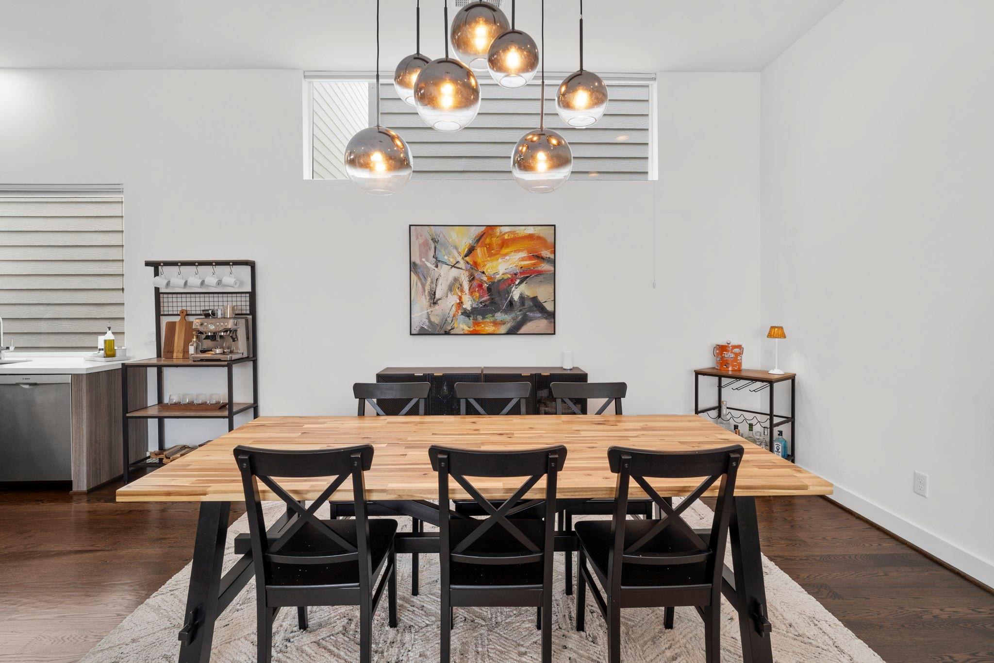 1159 W 18th Street