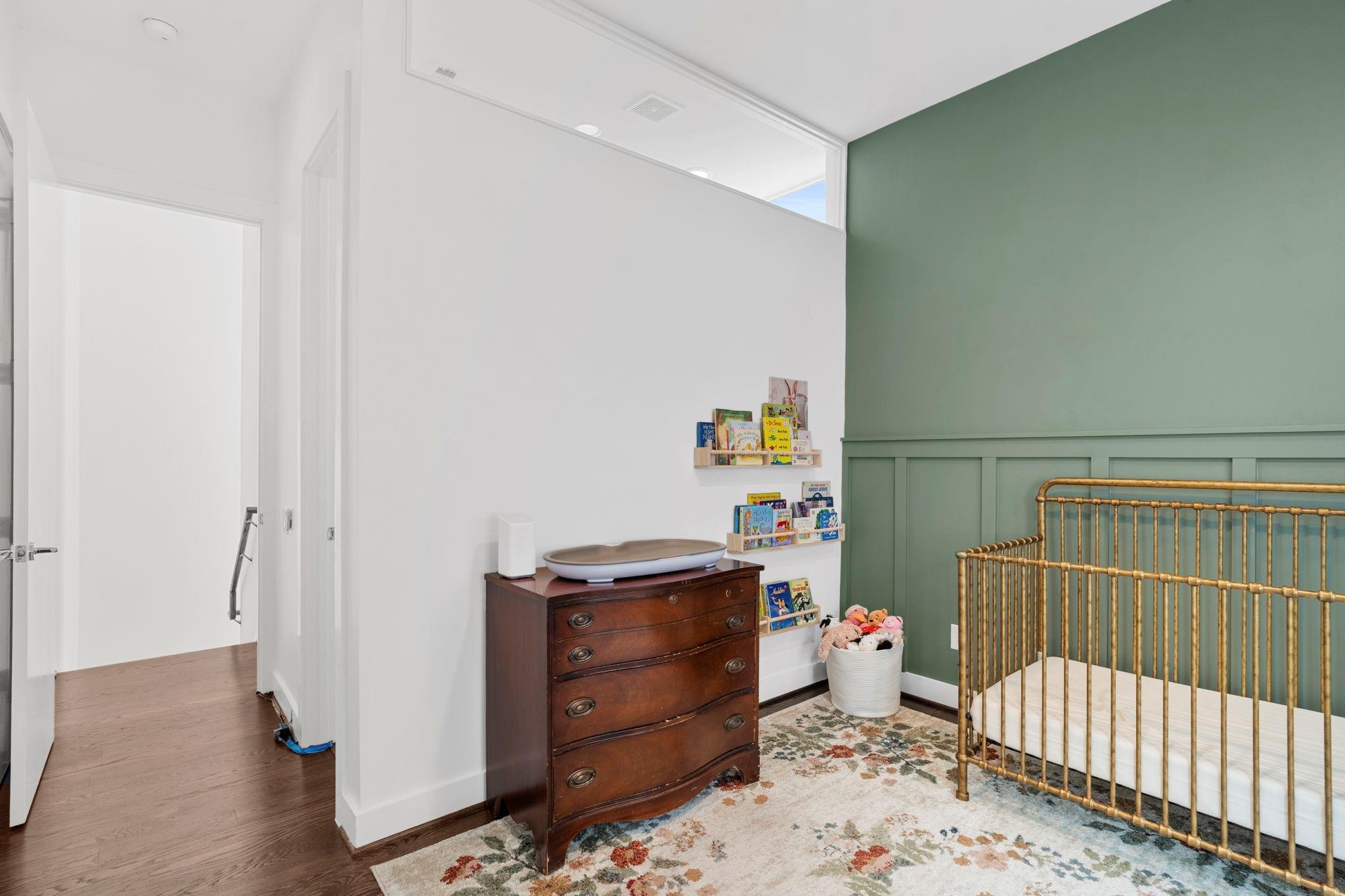 1159 W 18th Street