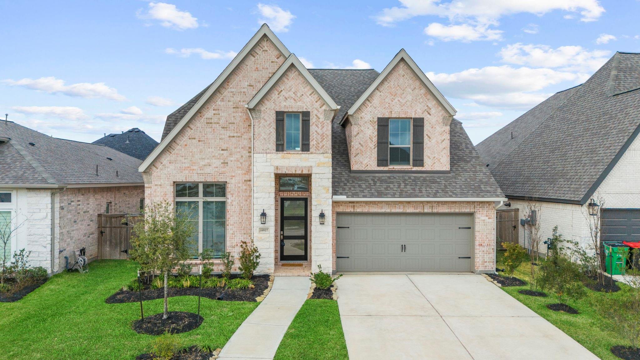 10927 Maple Mist Drive