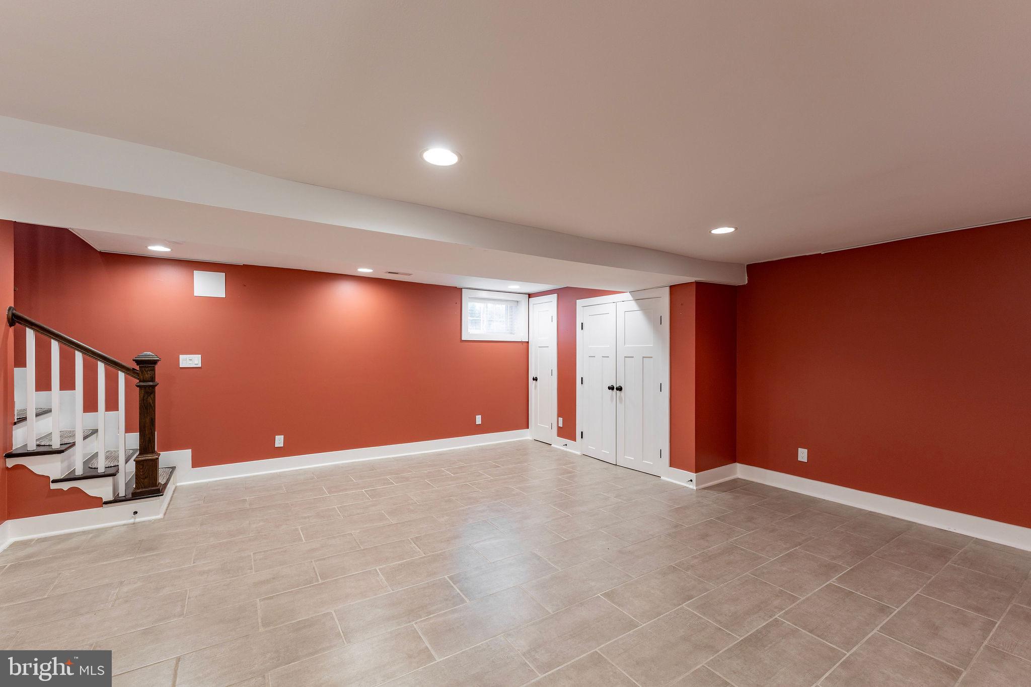 1304 Franklin St NE
