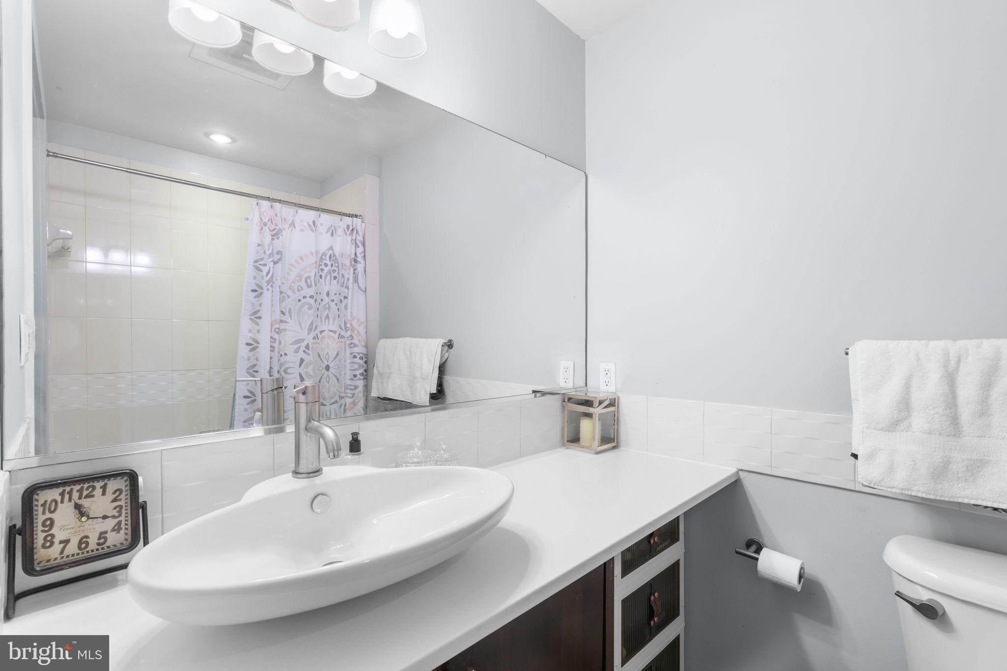 929 Florida Ave NW #1006