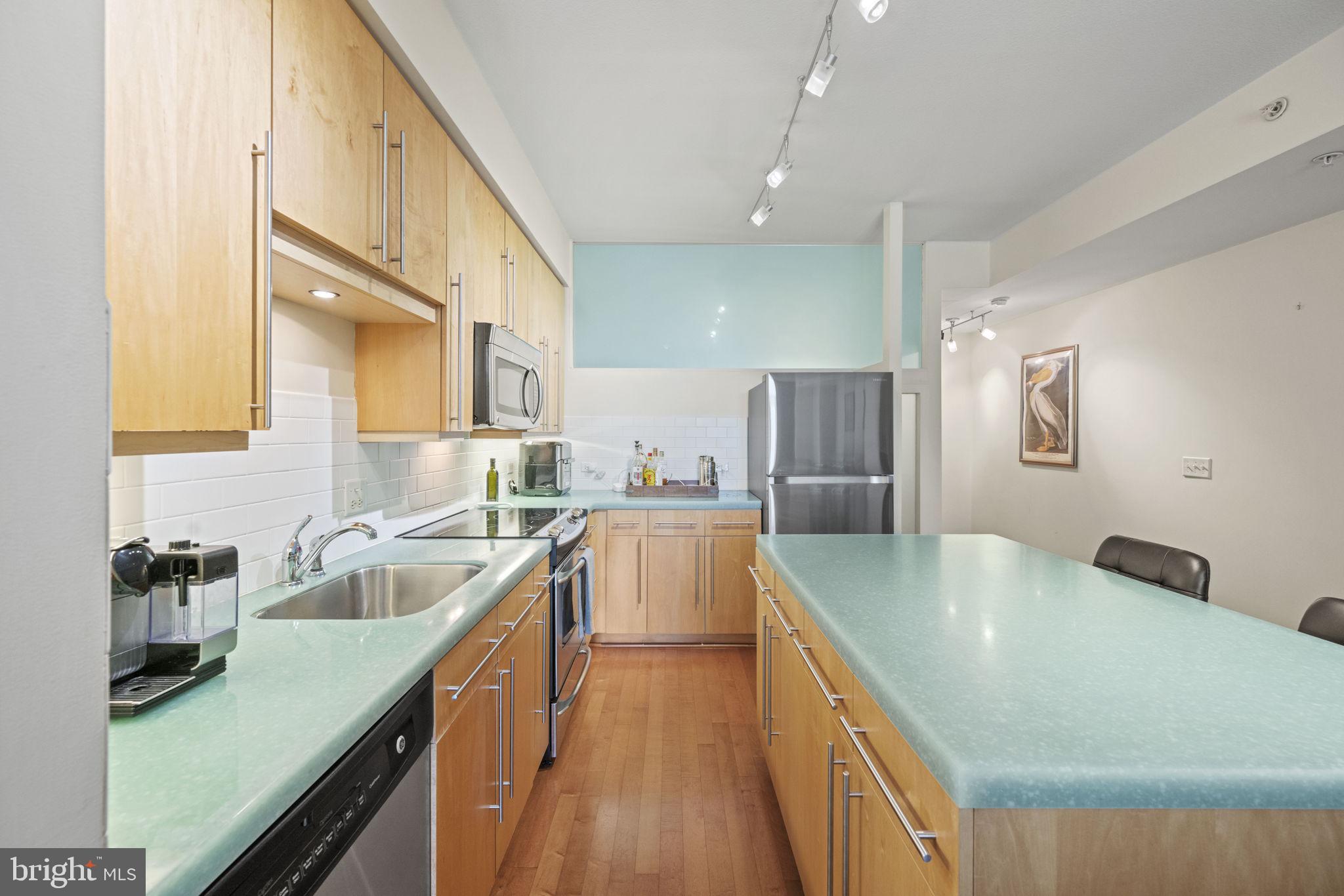 437 New York Ave NW #324