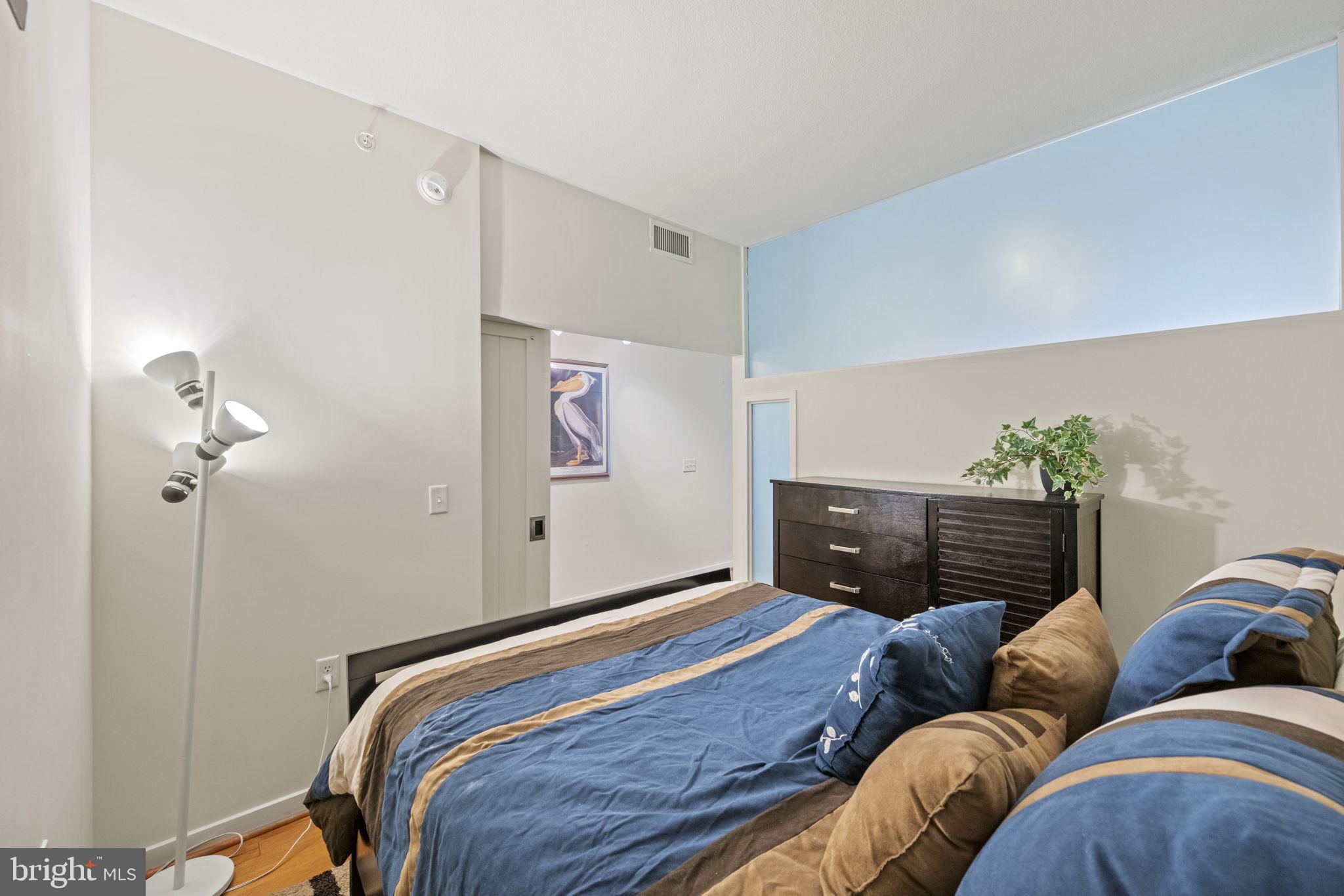 437 New York Ave NW #324
