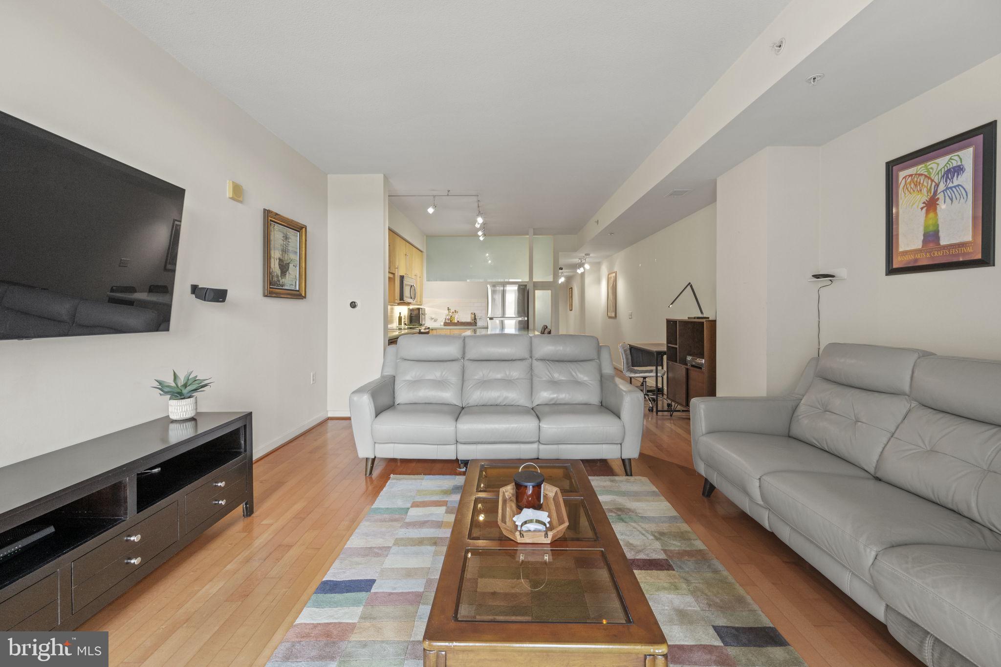 437 New York Ave NW #324