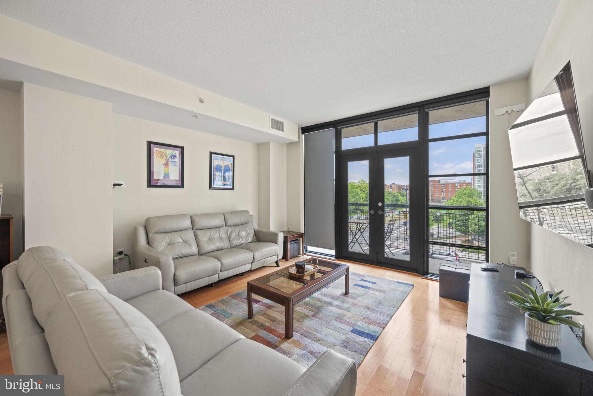 437 New York Ave NW #324