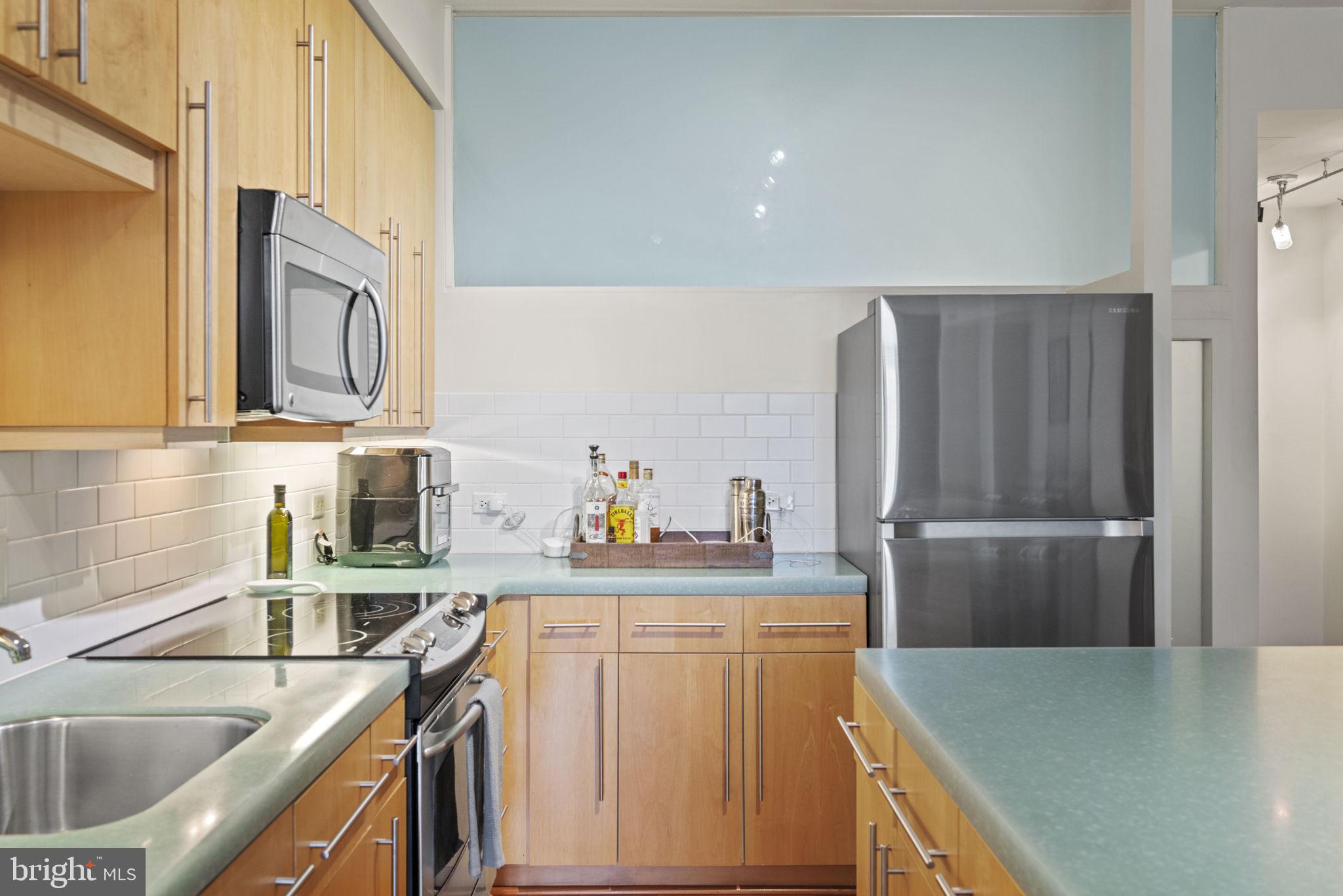 437 New York Ave NW #324