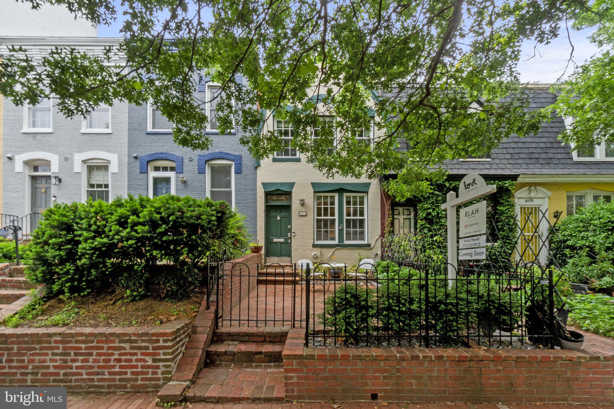 813 25th St NW