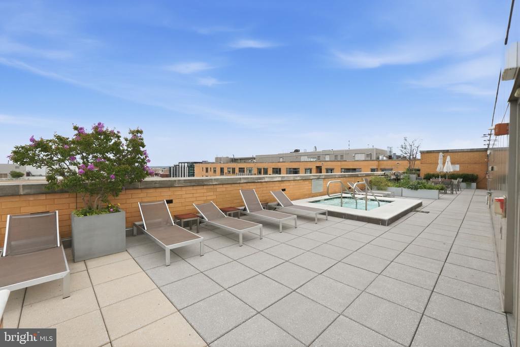 475 K STREET NW Unit: 710