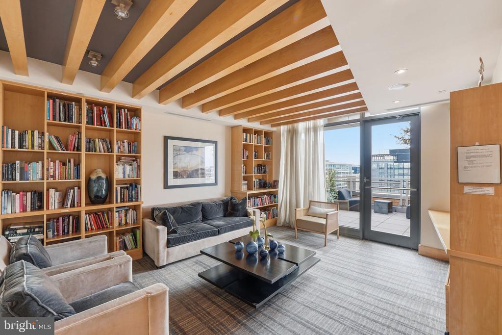 475 K STREET NW Unit: 710