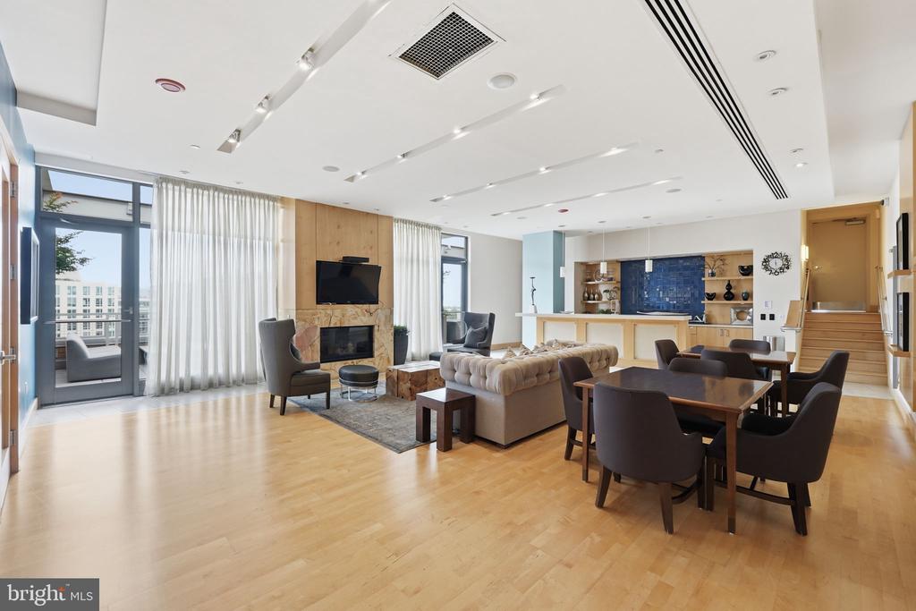 475 K STREET NW Unit: 710