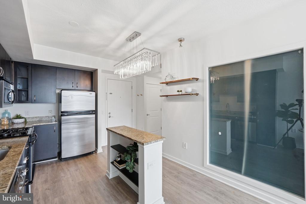 475 K STREET NW Unit: 710