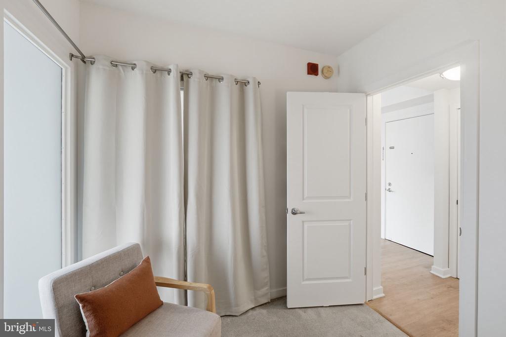 475 K STREET NW Unit: 710